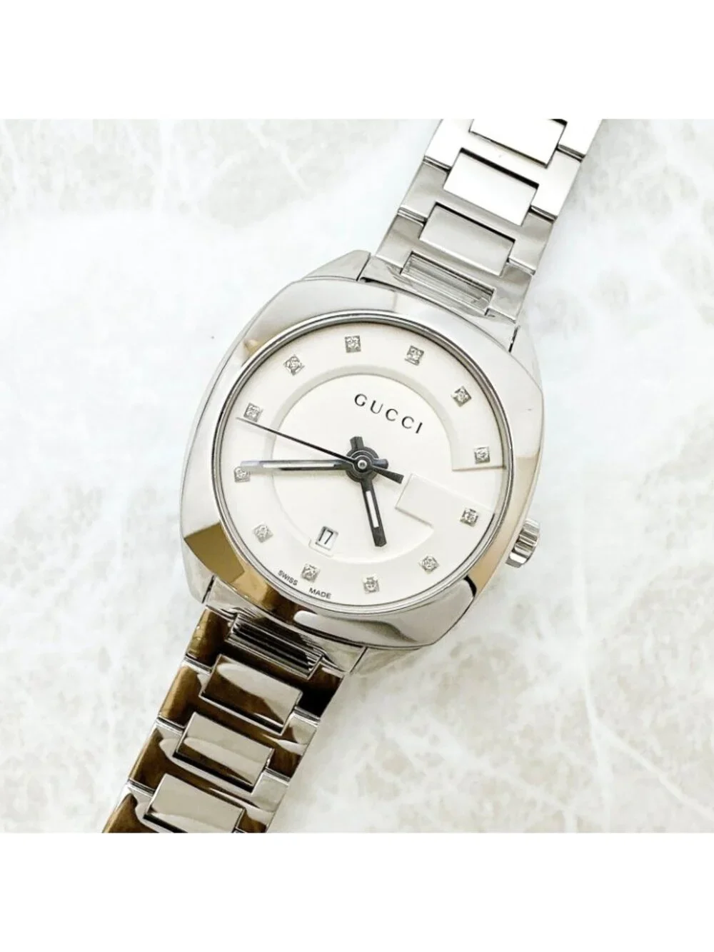 Gucci 142.5 Watch Diamond Quartz Stainless Steel 17